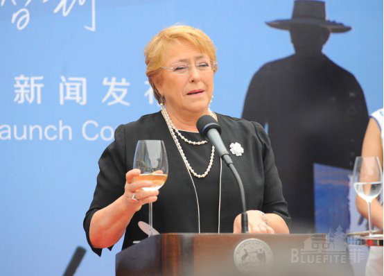 一帶一路”國際合作高峰論壇，智利總統攜智利紅酒訪華